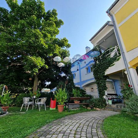 Rozina Apartman Mosonmagyaróvár Екстериор снимка